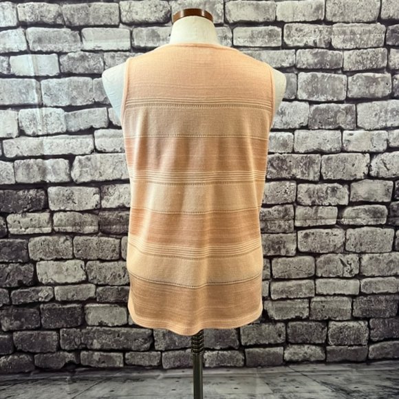 Chico's Pale Peach U Neckline Sleeveless Tank Size M - Picture 6 of 9